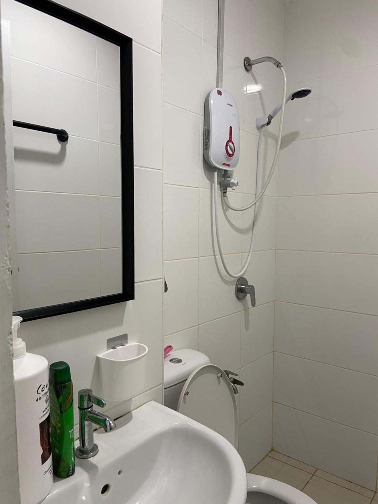 Aina Staycation, Metrocity Apartment