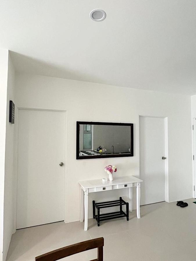Aina Staycation, Metrocity Apartment